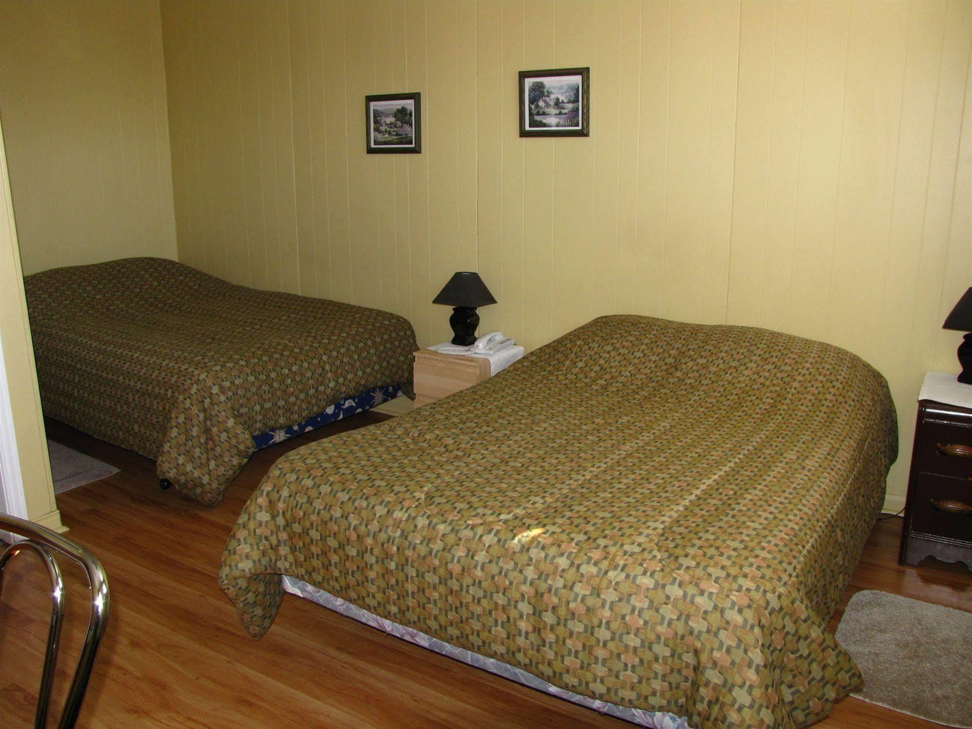 Motel & Chalets --Shefford-Waterloo- Habitation Forest المظهر الخارجي الصورة