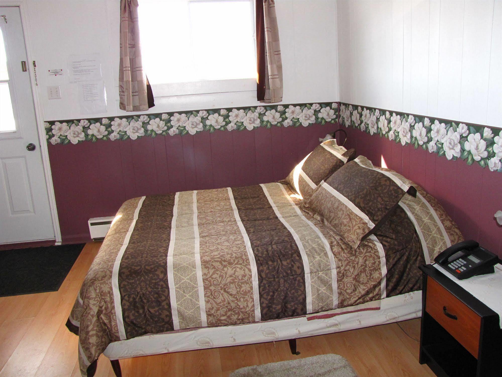 Motel & Chalets --Shefford-Waterloo- Habitation Forest المظهر الخارجي الصورة
